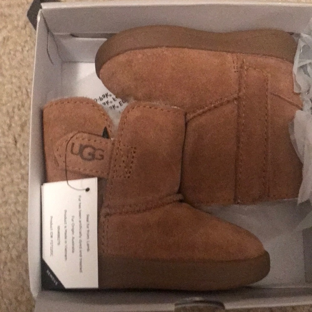 Never worn Ugg baby shoes